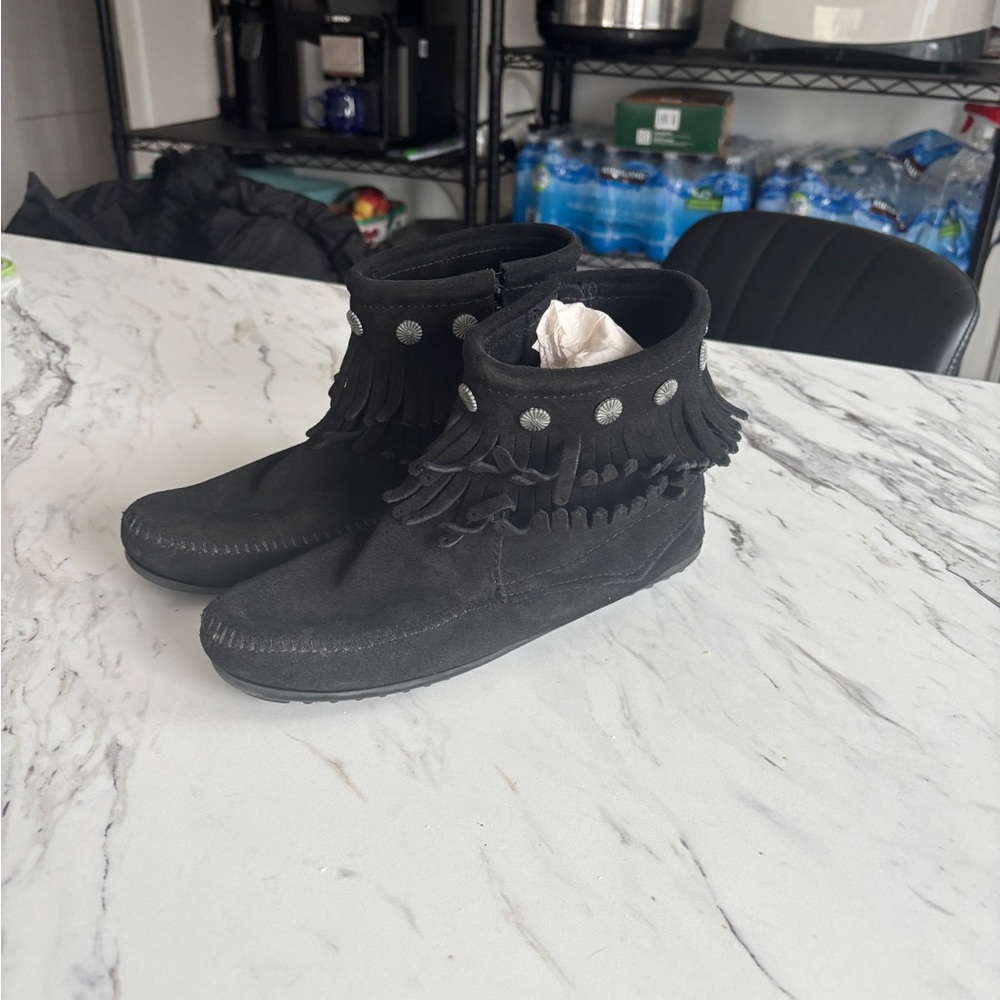 7.5 Minnetonka Black Fringe Ankle Boot with Silver Studs